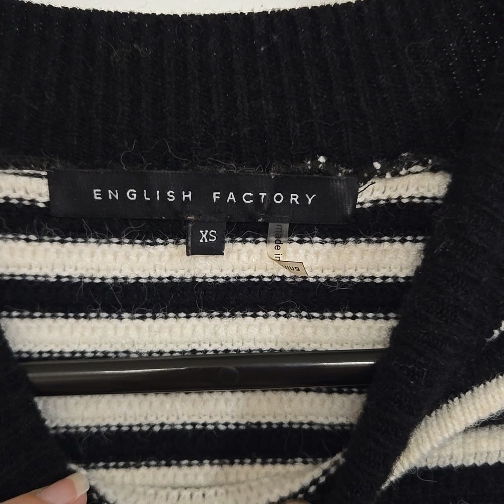 English Factory Sweater - Picture 13 of 13